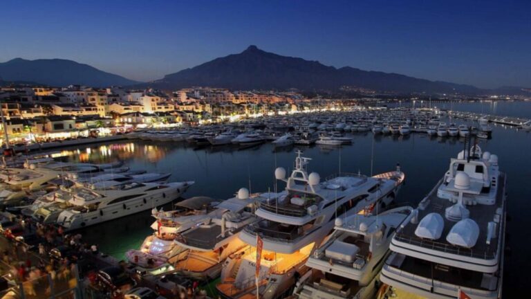Leben an der Costa del Sol Spanien Strand Meer Malaga Marbella